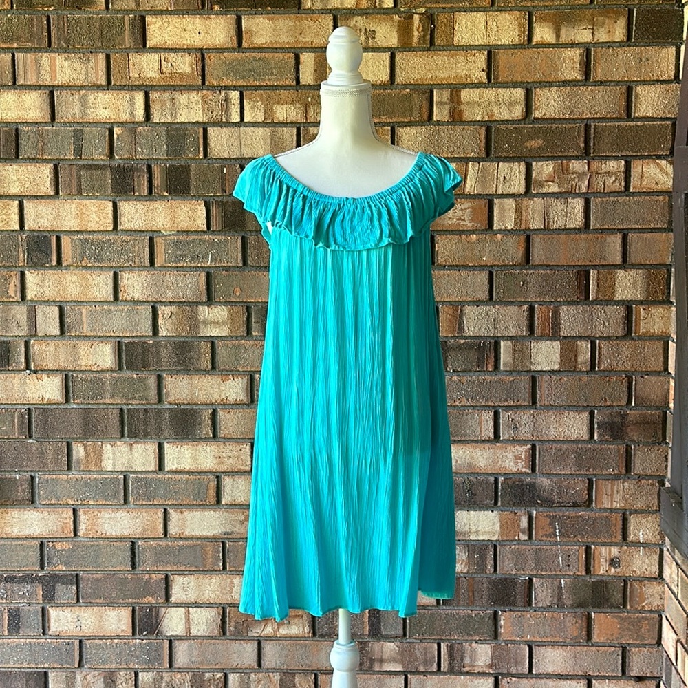 Sleeveless summer dress